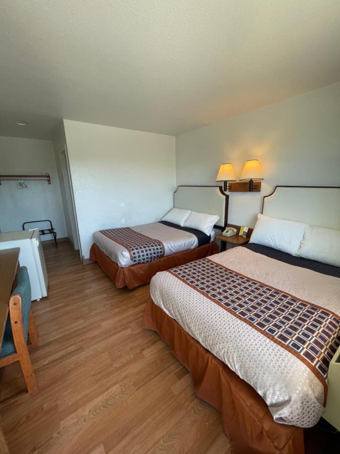 Econo Lodge Якіма Екстер'єр фото