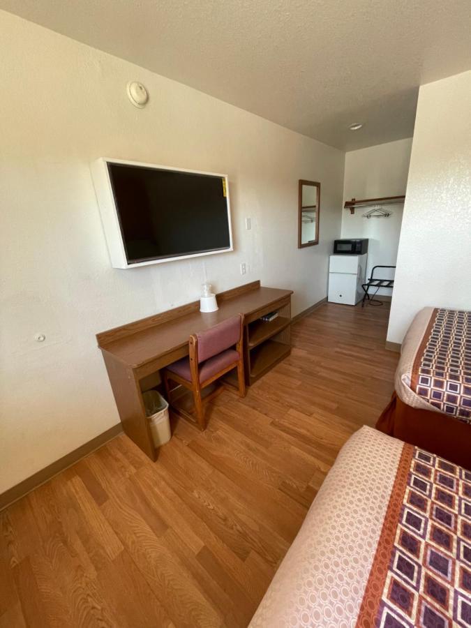 Econo Lodge Якіма Екстер'єр фото