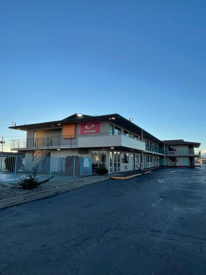 Econo Lodge Якіма Екстер'єр фото