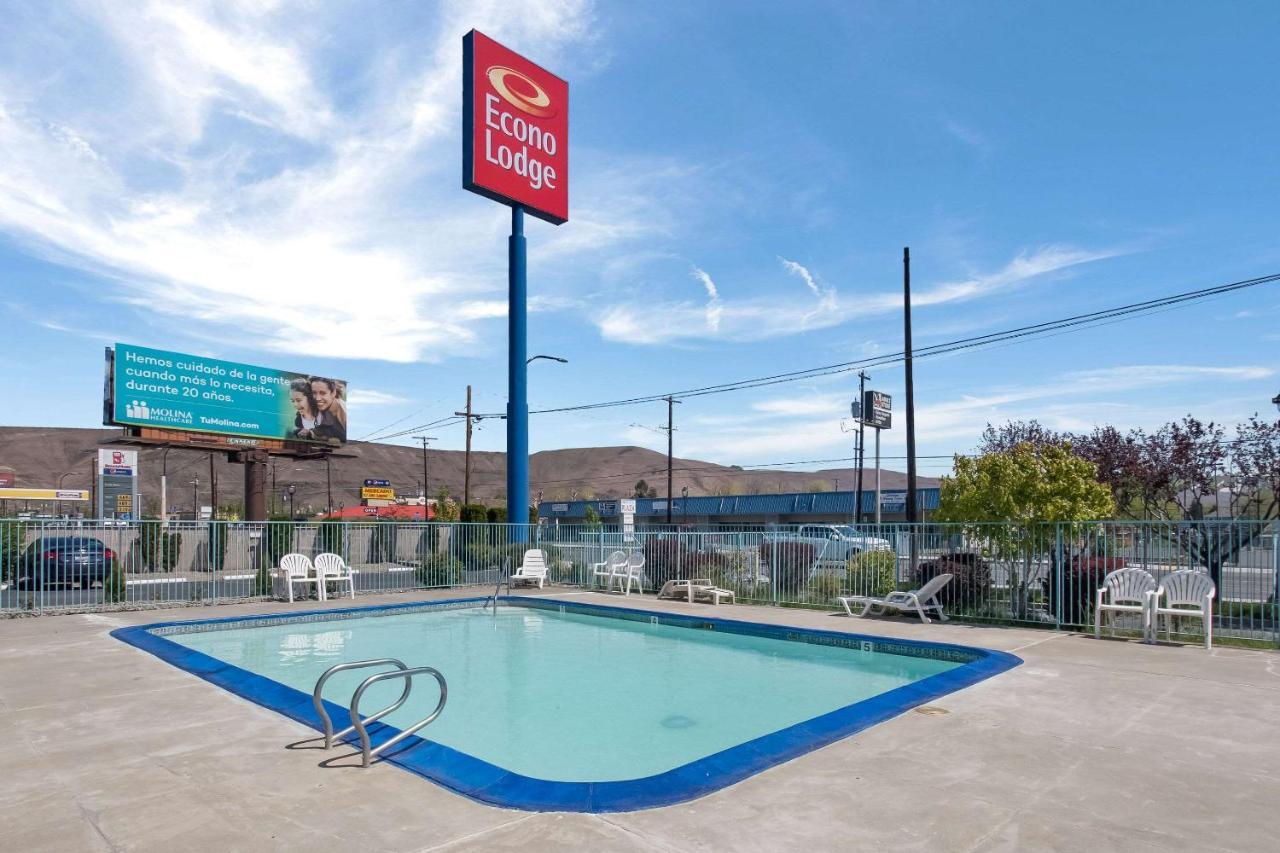 Econo Lodge Якіма Екстер'єр фото